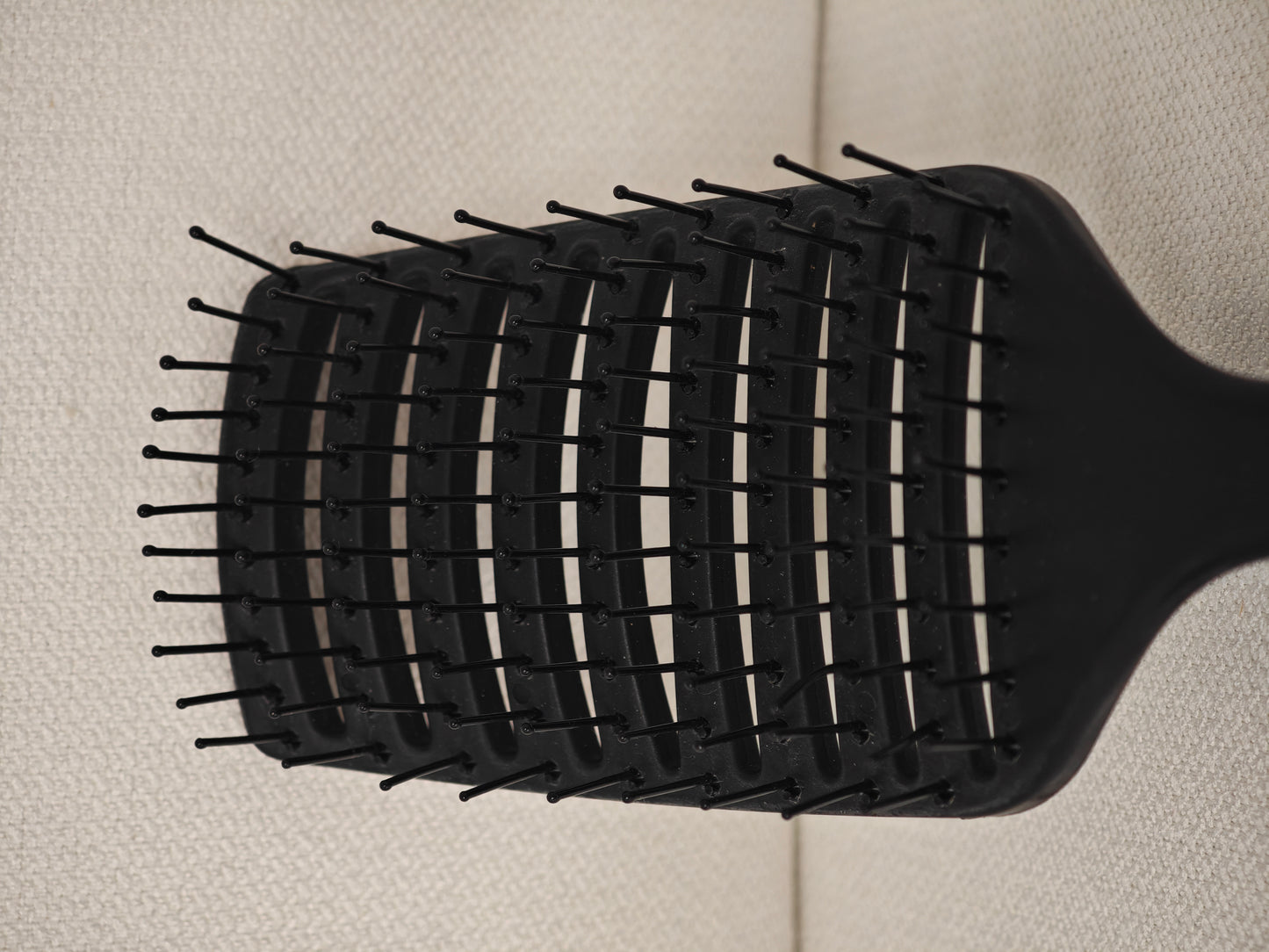 TNT Wig Brush – Gentle Detangler for Human Hair Wigs